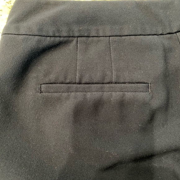 EUC Ann Taylor Factory navy blue trousers, size 8P - Picture 2 of 4